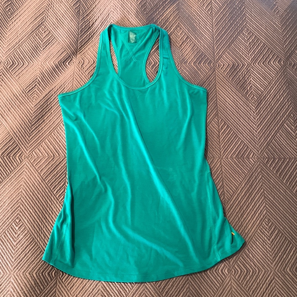 Lucky razorback tank